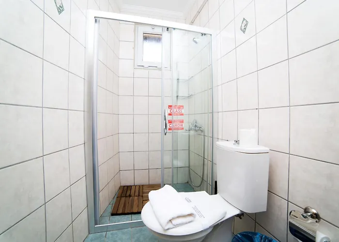 Mai By Downtown * Φετιγιέ