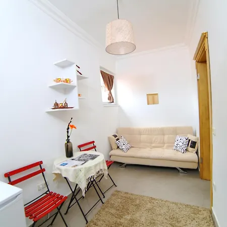 Mai By Downtown Apartman *